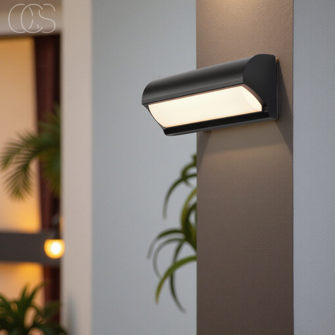 LED Buitenwandlamp Zwart IP65 Waterdicht 20W 960 Lumen Warm Wit 3000K Modern Design Tuinverlichting Gevel