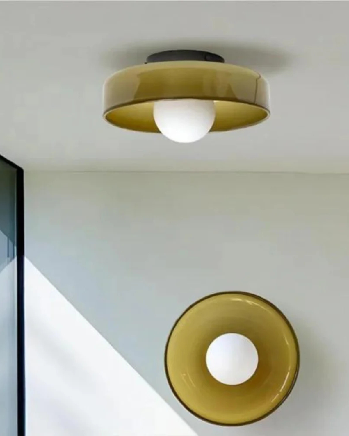 Moderne ronde plafondlamp van glas en ijzer - minimalistische designlamp voor woonkamer en slaapkamer met warme lichtkleur
