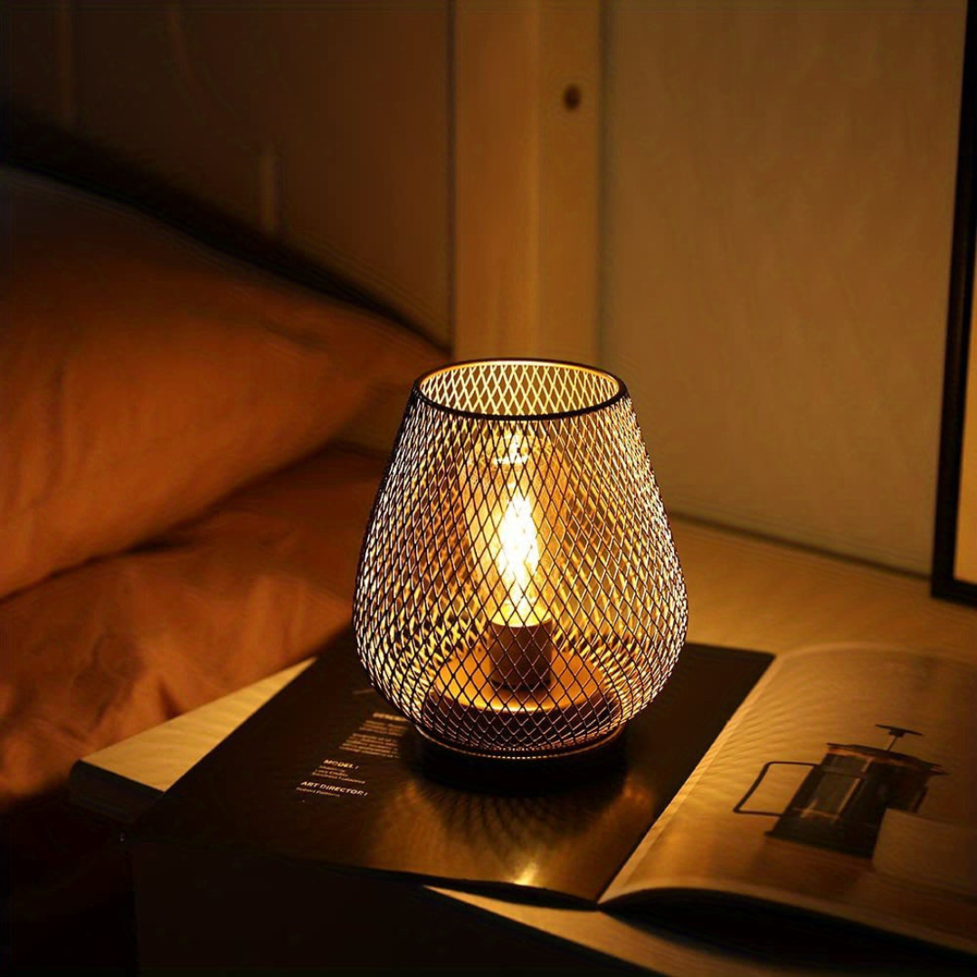 Oplaadbare LED Lantaarn Batterij Draadloos Vintage Metaal Zwart Binnen & Buiten