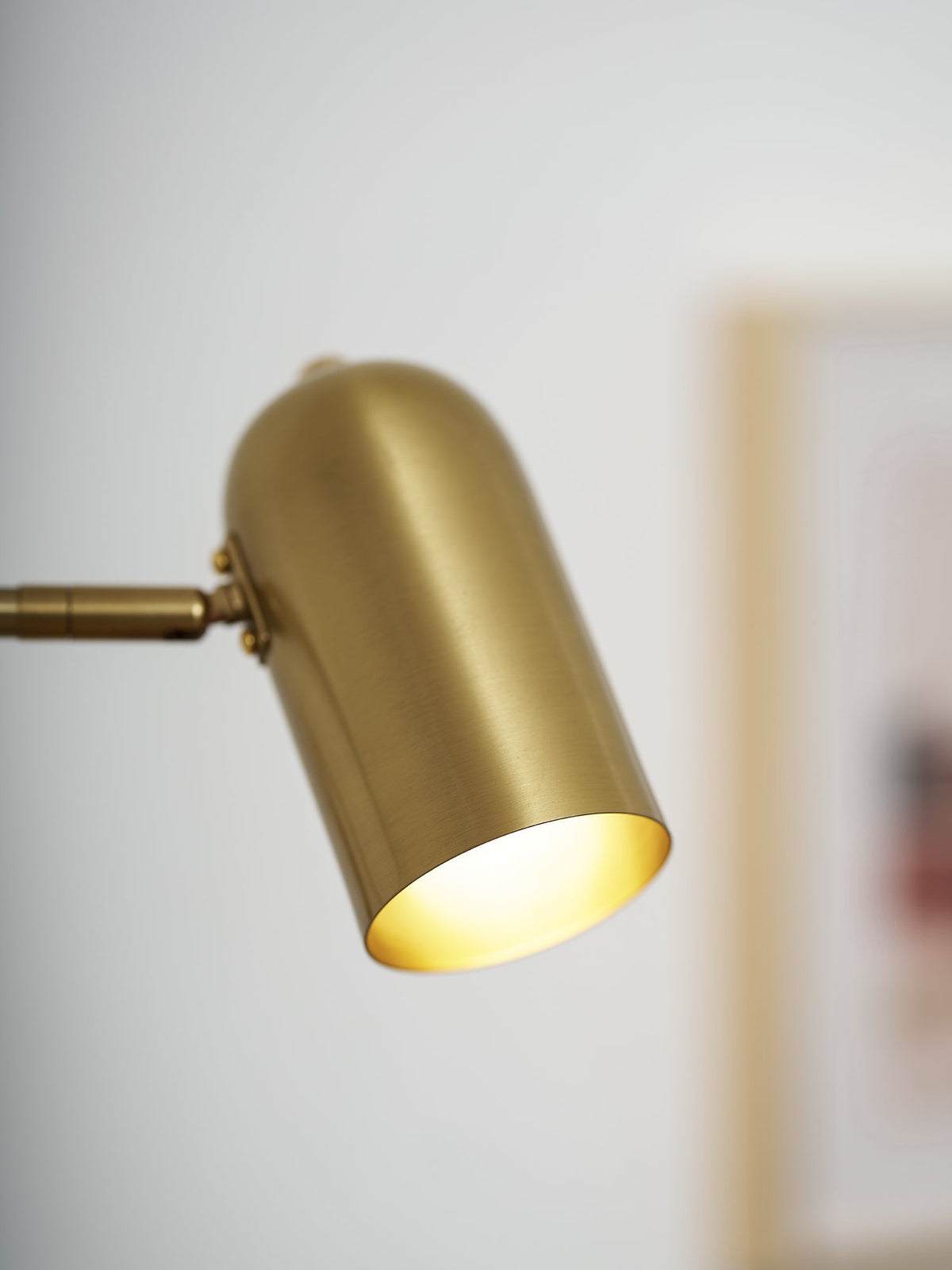 Verstelbare Wandlamp met Plug | Draaibare Arm en Zwenkkap | Perfect voor Slaapkamer en Leeshoek