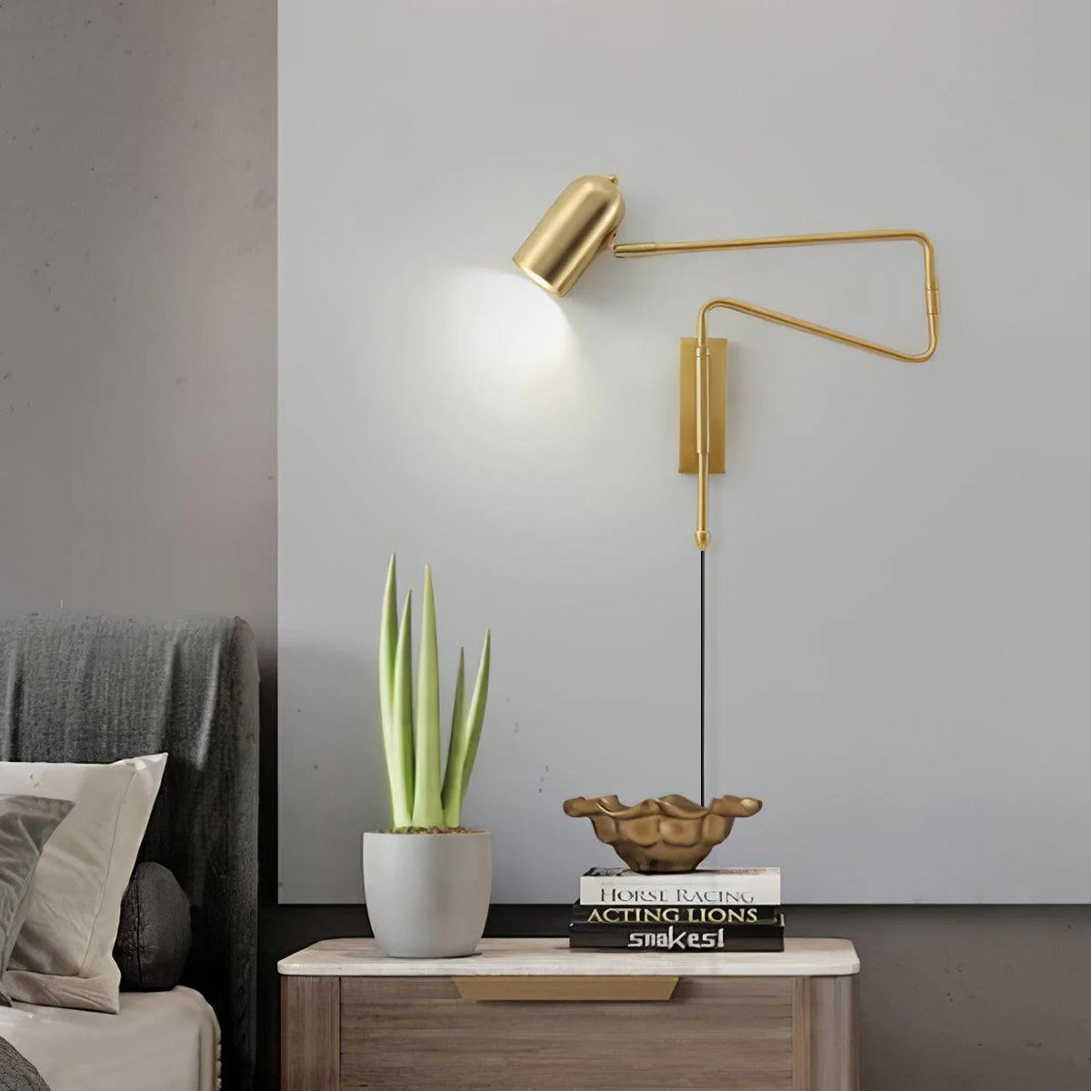 Verstelbare Wandlamp met Plug | Draaibare Arm en Zwenkkap | Perfect voor Slaapkamer en Leeshoek