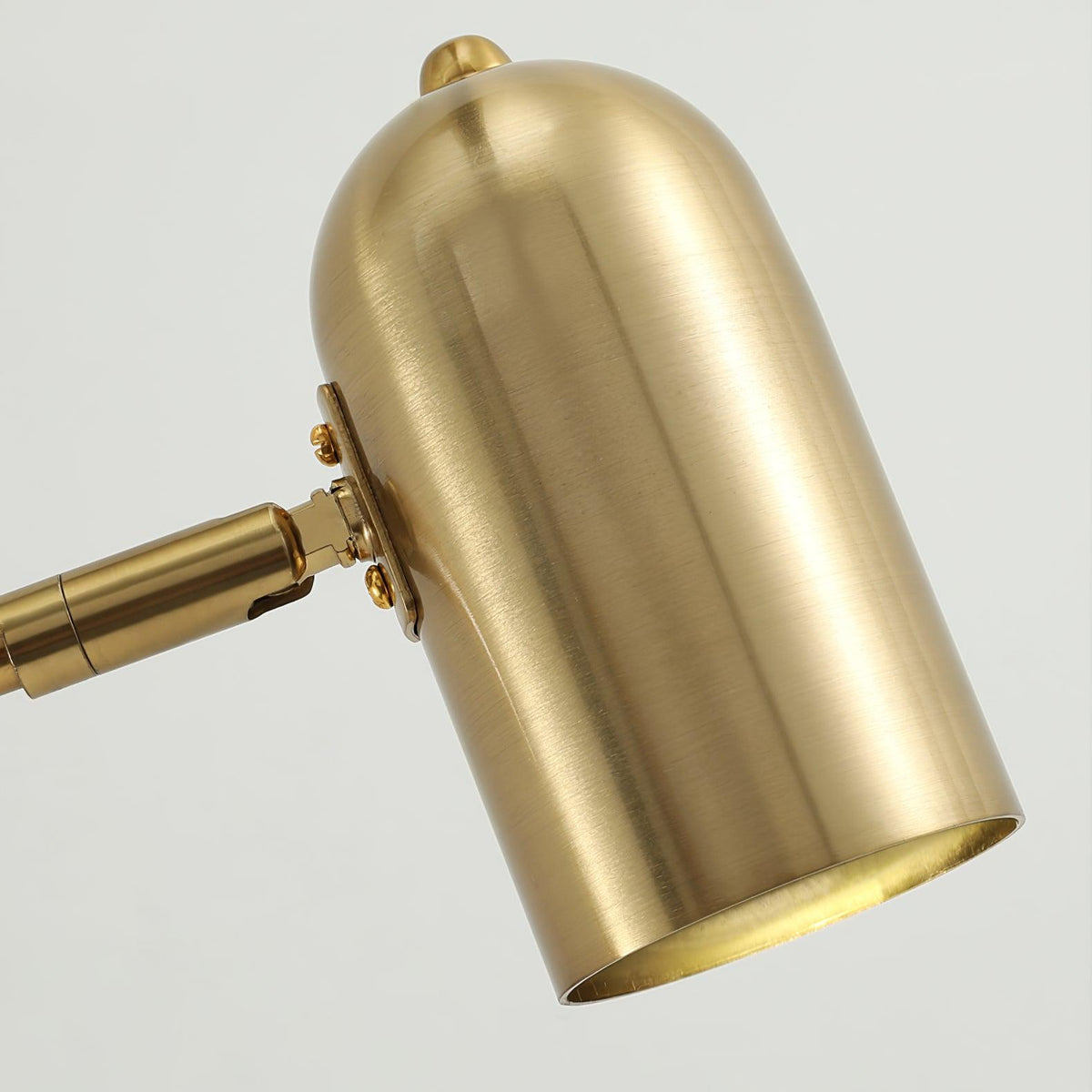 Verstelbare Wandlamp met Plug | Draaibare Arm en Zwenkkap | Perfect voor Slaapkamer en Leeshoek