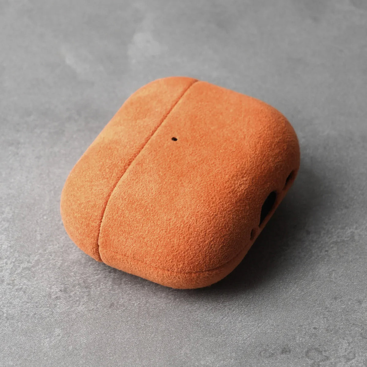 Premium Alcantara AirPods Hoesje met Draadloos Opladen Krasbestendig Stofdicht Beschermhoes voor Apple