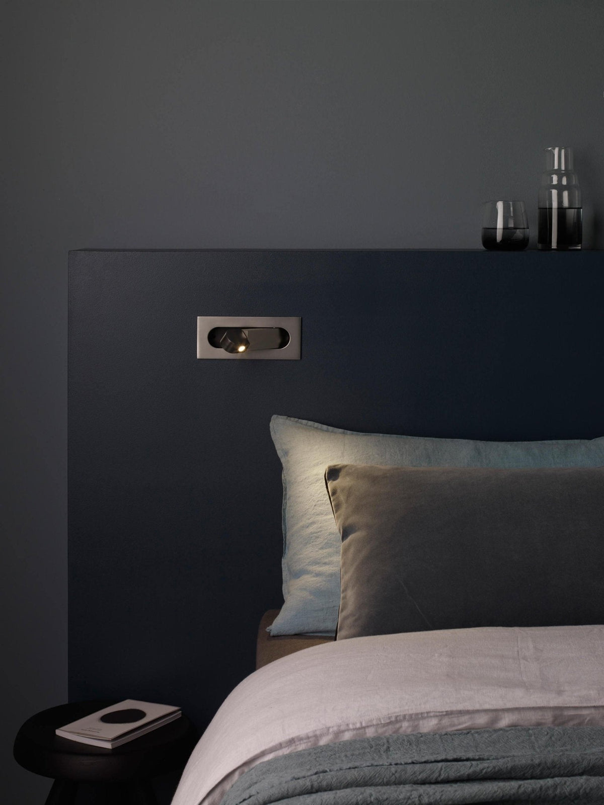 LED wandlamp met verborgen schakelaar - druk in, druk uit - verstelbare kop voor leeslicht naast bed
