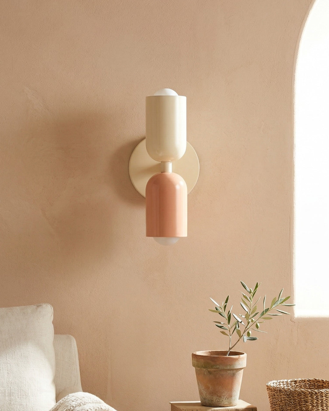 Metalen Wandlamp met Tweevoudige Lichtstraal - Scandinavische Design Verlichting voor Moderne Interieurs