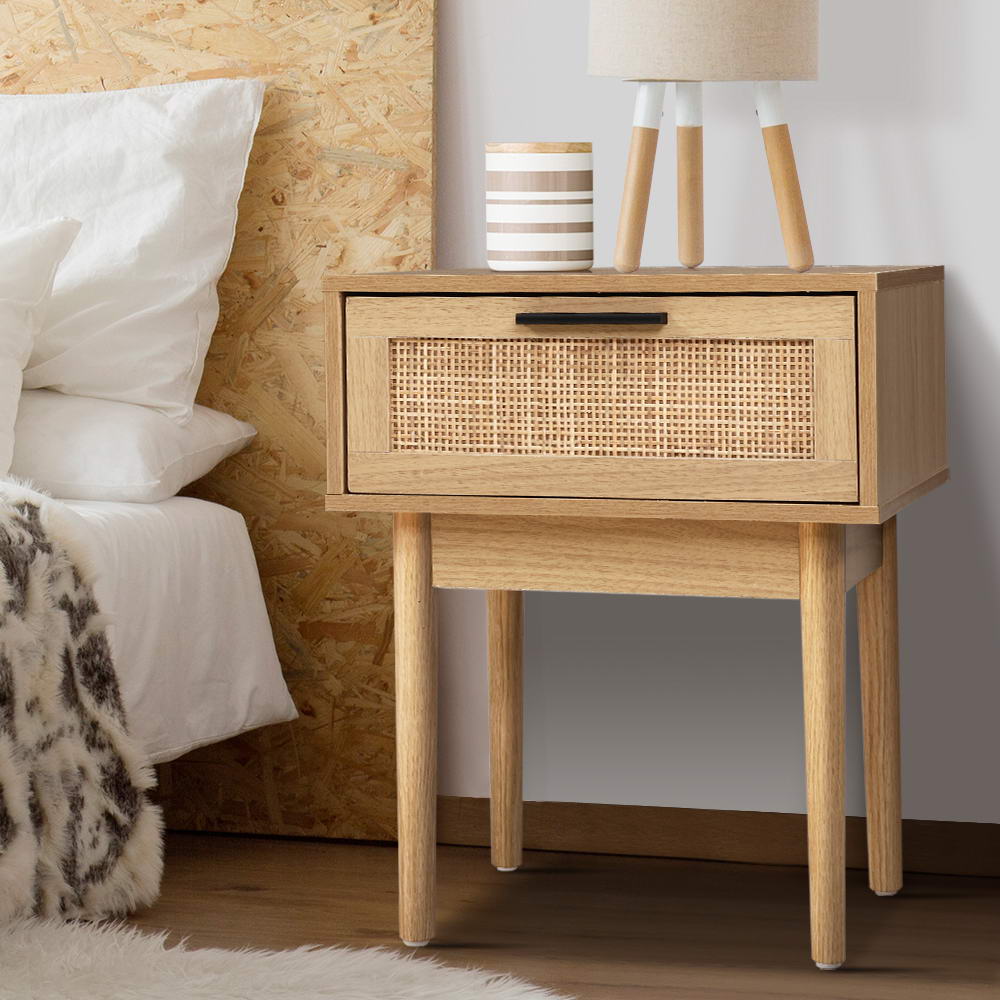 Nachtkastje met Rotan Lade en Houten Poten - Compact Boho Design 40 cm