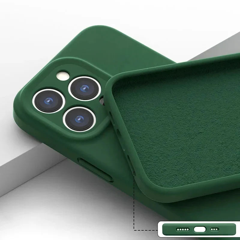 Zacht Siliconen iPhone Hoesje met Verhoogde Rand Camera Bescherming 14 15 16 17 Minimalistische Stijl