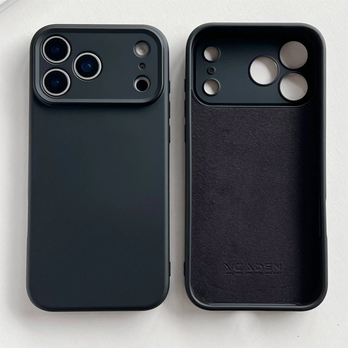 Zacht Siliconen iPhone Hoesje met Verhoogde Rand Camera Bescherming 14 15 16 17 Minimalistische Stijl