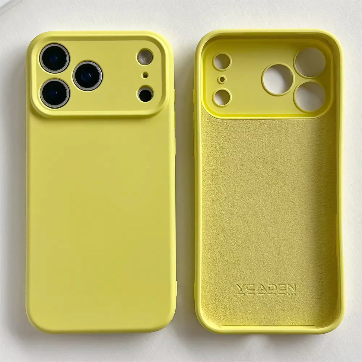 Zacht Siliconen iPhone Hoesje met Verhoogde Rand Camera Bescherming 14 15 16 17 Minimalistische Stijl