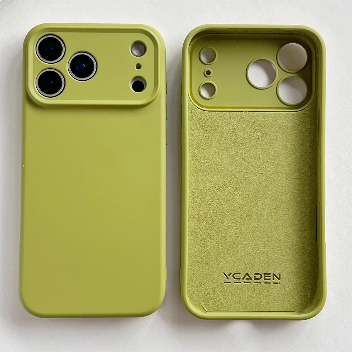 Zacht Siliconen iPhone Hoesje met Verhoogde Rand Camera Bescherming 14 15 16 17 Minimalistische Stijl