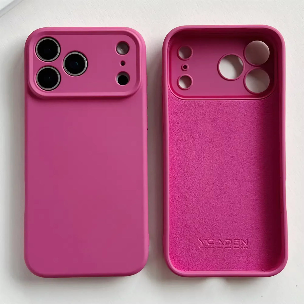 Zacht Siliconen iPhone Hoesje met Verhoogde Rand Camera Bescherming 14 15 16 17 Minimalistische Stijl