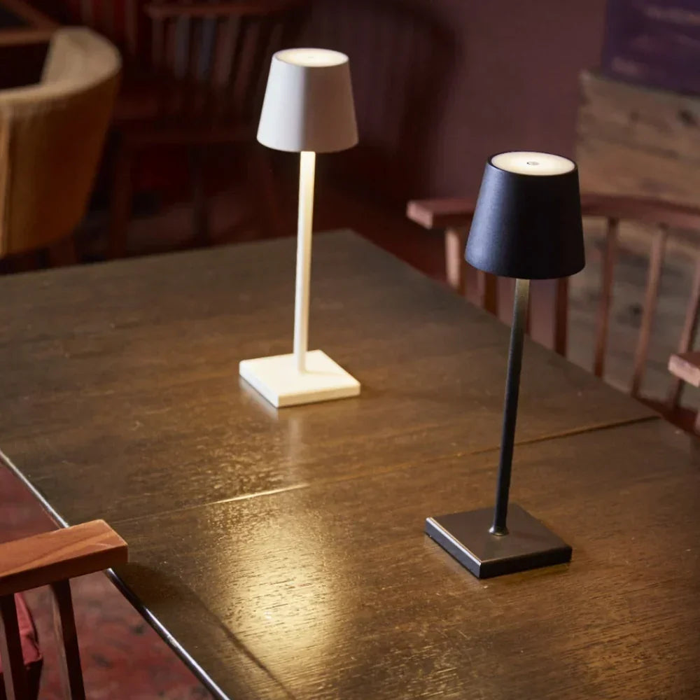 Draadloze Oplaadbare Tafellamp Touch Bediening IP65 Waterdicht Dimbaar Warm Koud Wit Licht Binnen Buiten