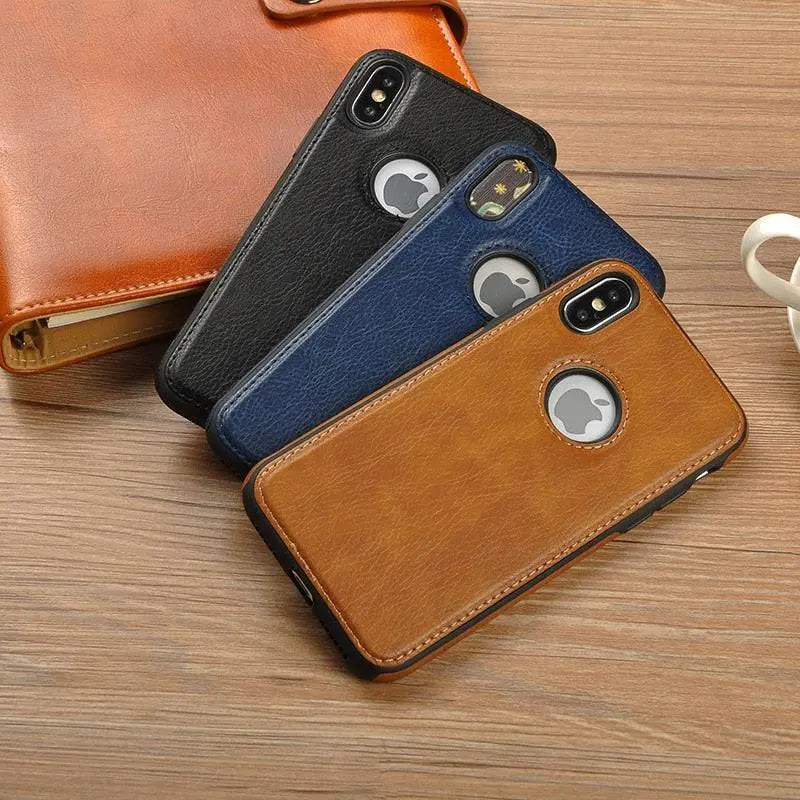 Leren iPhone Hoesje Vintage Stijl met Stevige Grip Camerabescherming en Duurzame Afwerking voor Dagelijks Gebruik