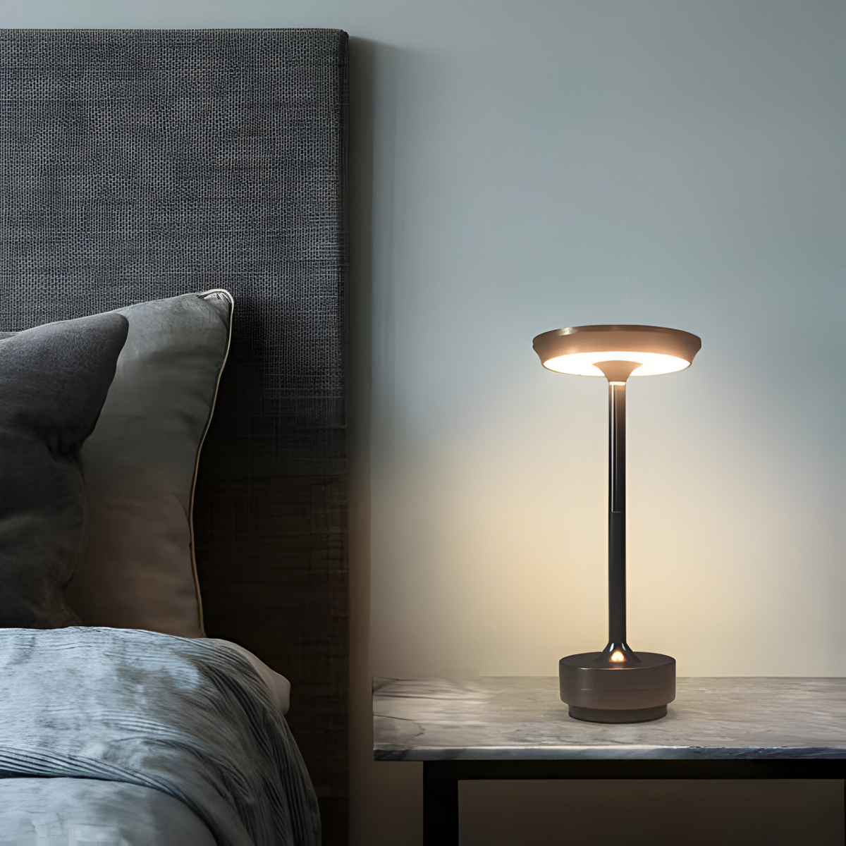 Tafellamp Draadloos LED Dimbaar Metaal Goud Zwart Zilver Oplaadbaar Touchlamp Nachtlamp Bureau Lamp Modern Design