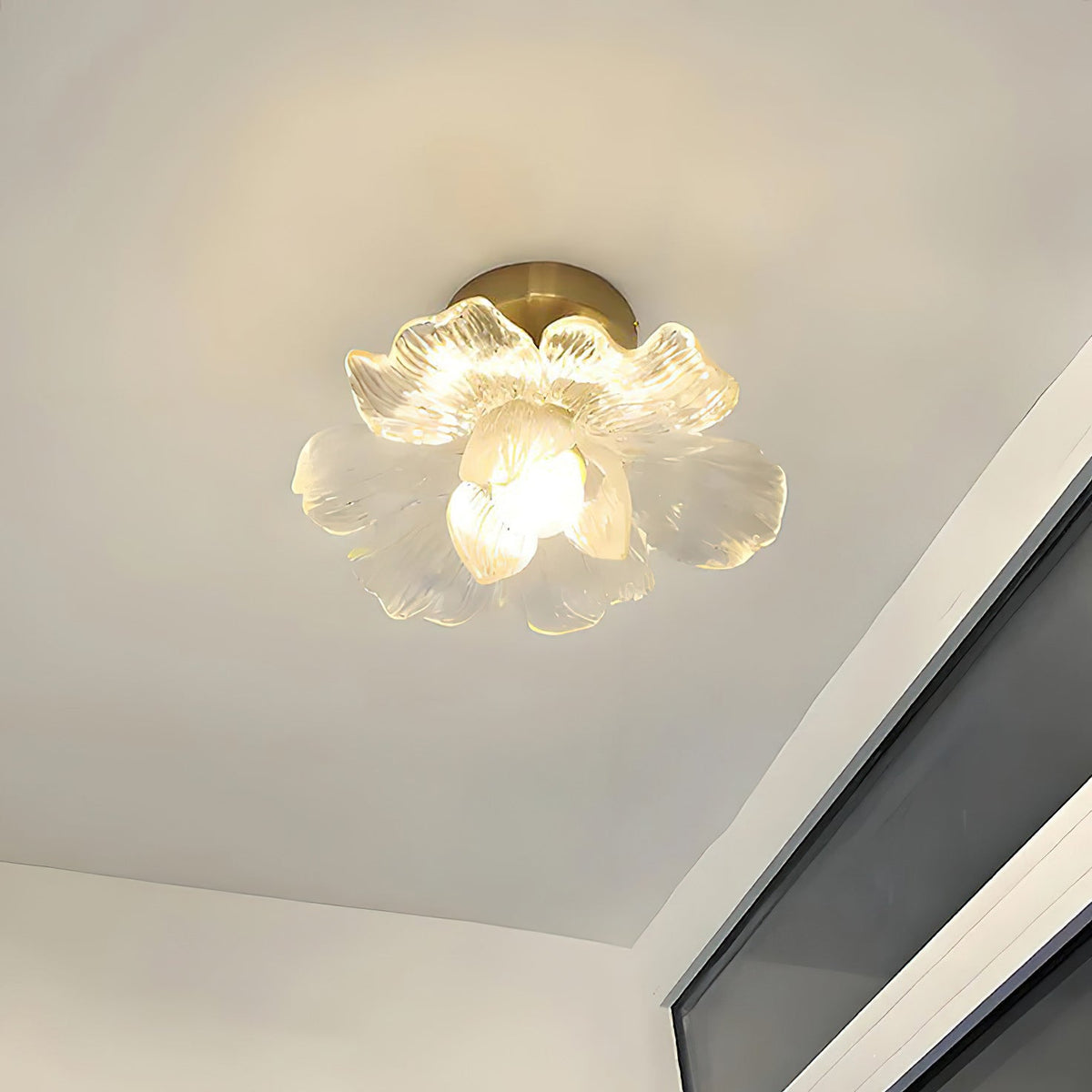Plafondlamp met Bloesemontwerp in Hars en Messing - Elegante Verlichting voor Slaapkamer en Gang