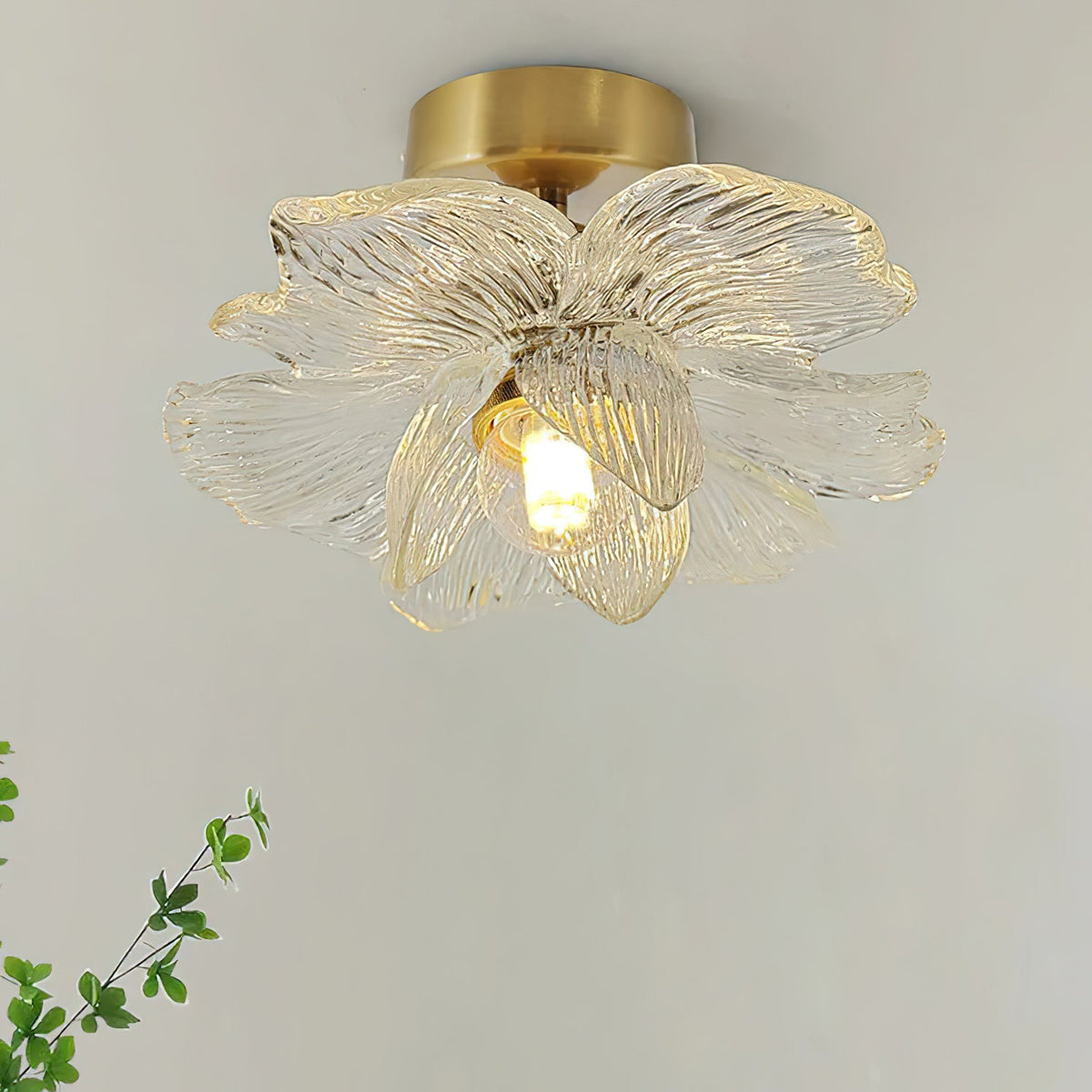 Plafondlamp met Bloesemontwerp in Hars en Messing - Elegante Verlichting voor Slaapkamer en Gang
