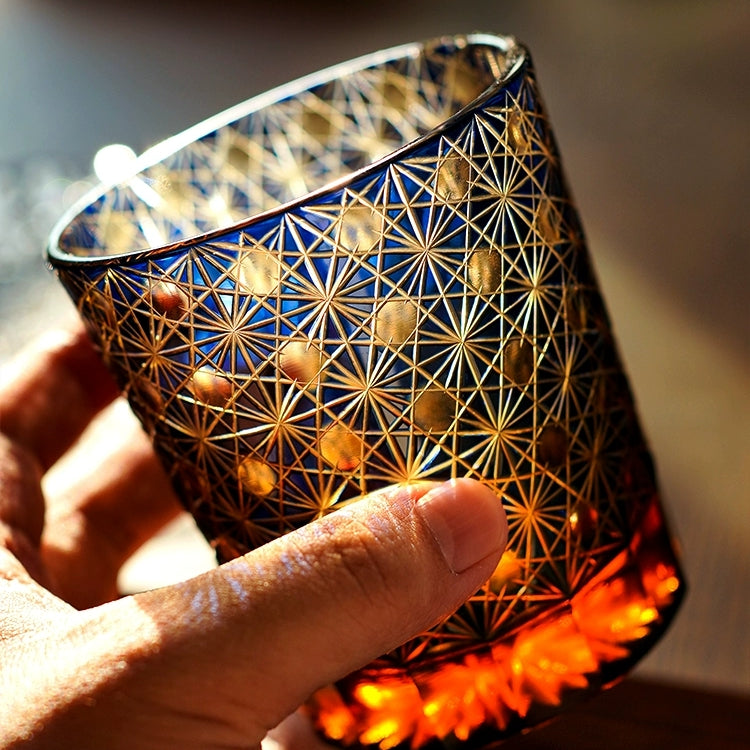 Handgeslepen Whiskeyglazen met Ster en Chrysant Patroon - Blauw Amber & Rood Amber - Inclusief Houten Doos