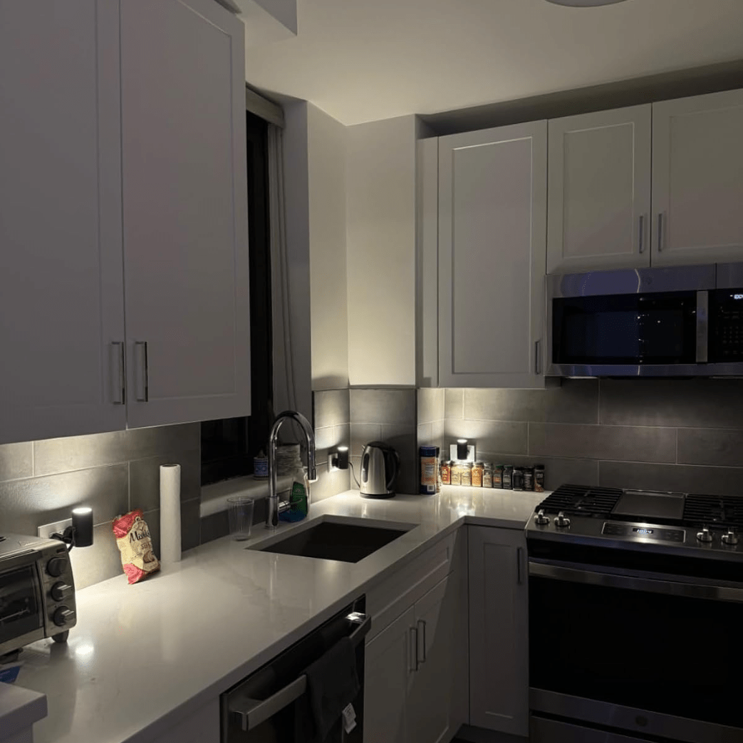 Wandlamp met Lichtsensor voor Stopcontact - Warm LED Nachtlicht