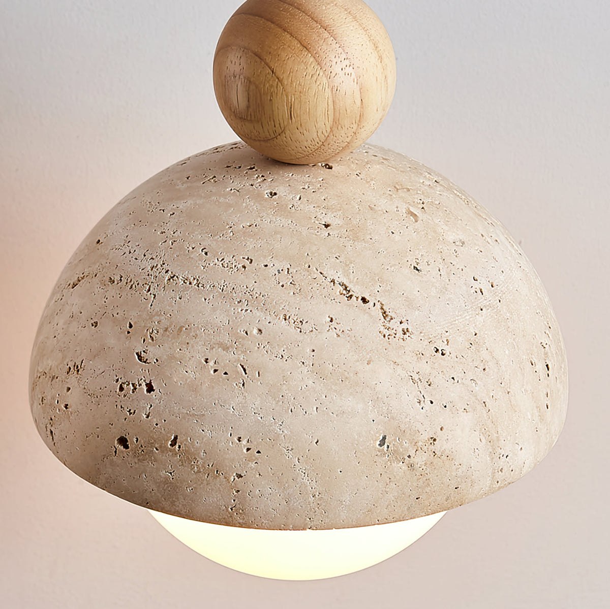 Design Hanglamp van Travertin en Glas - Moderne Verlichting met Warm Licht