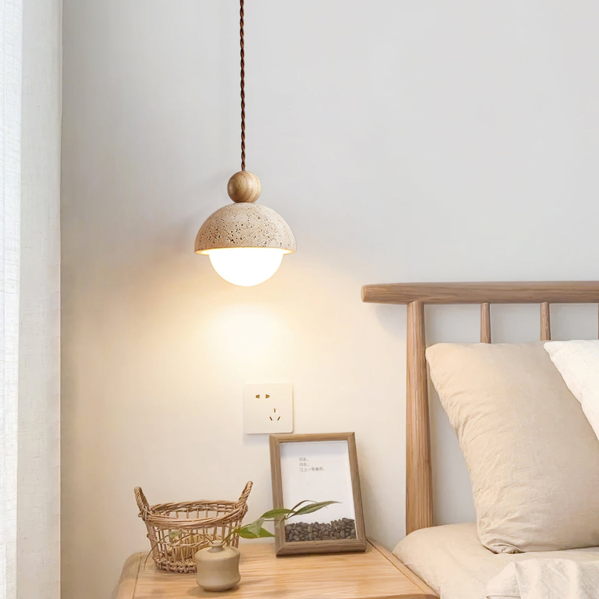 Design Hanglamp van Travertin en Glas - Moderne Verlichting met Warm Licht