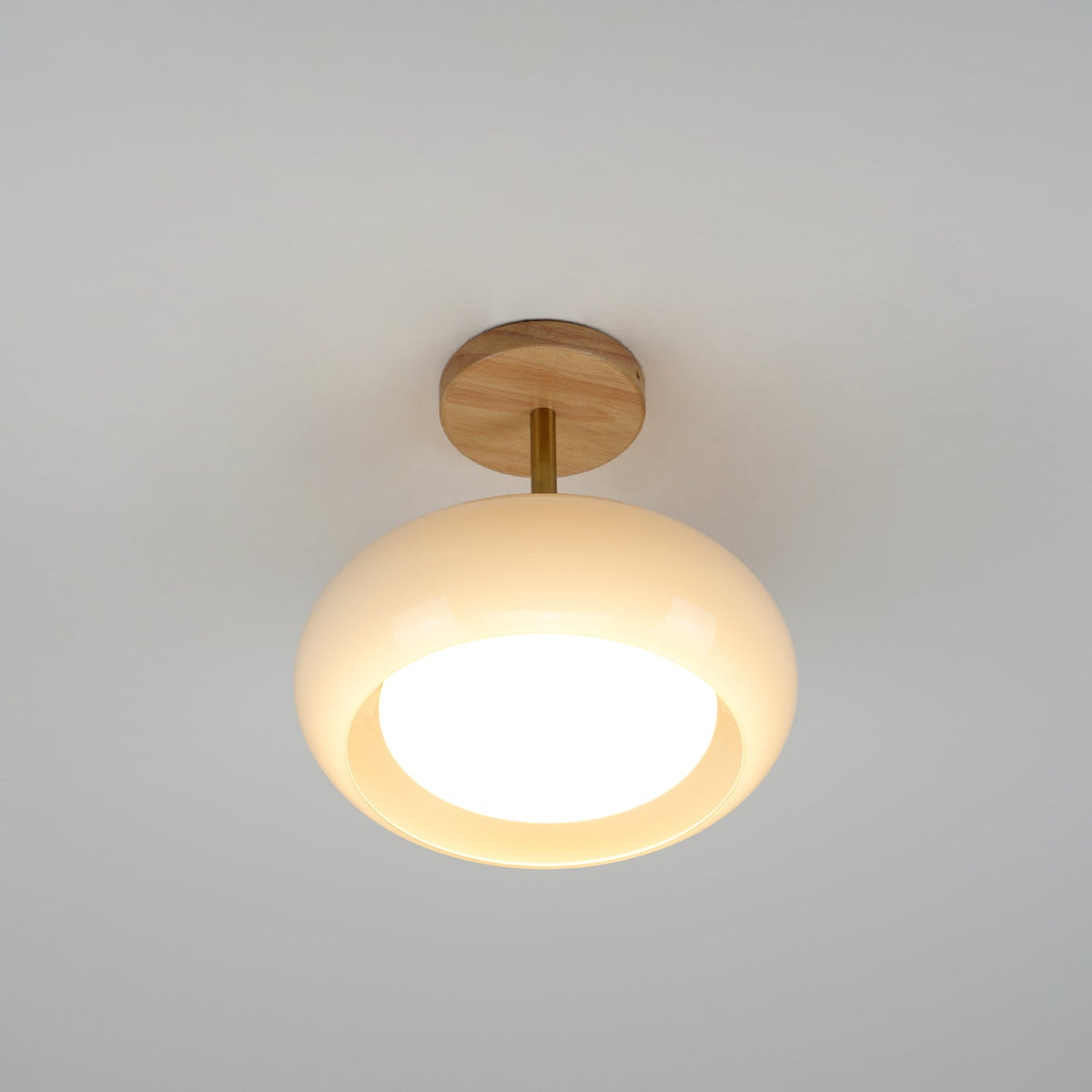 Vintage Bauhaus Plafondlamp met Glazen Schijf - Natuurlijk Houten Frame in Oranje of Wit - Ø28cm Verlichting voor Mid-Century Modern Interieur