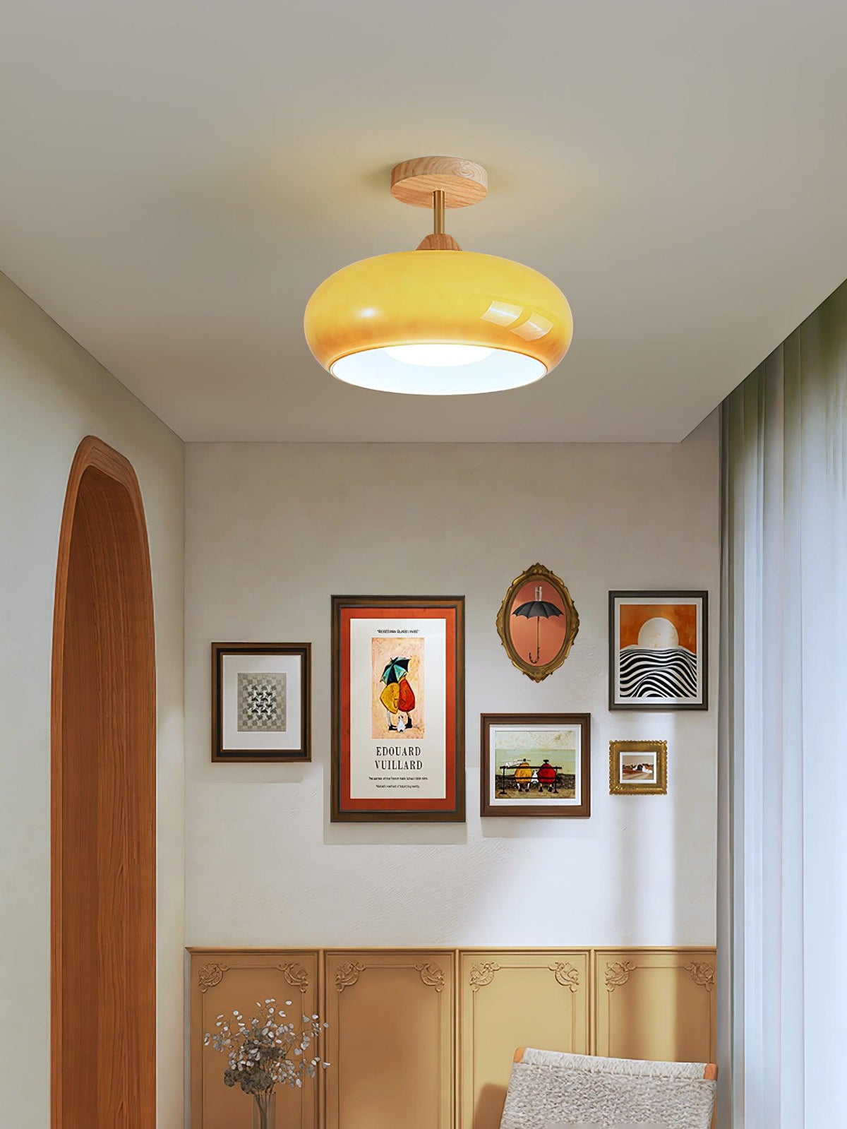 Vintage Bauhaus Plafondlamp met Glazen Schijf - Natuurlijk Houten Frame in Oranje of Wit - Ø28cm Verlichting voor Mid-Century Modern Interieur