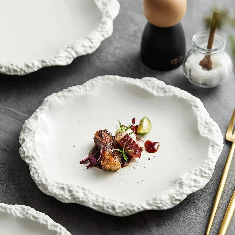 Keramisch Bord met Rotsstructuur Randafwerking - Voor Tafeldecoratie en Dagelijks Gebruik