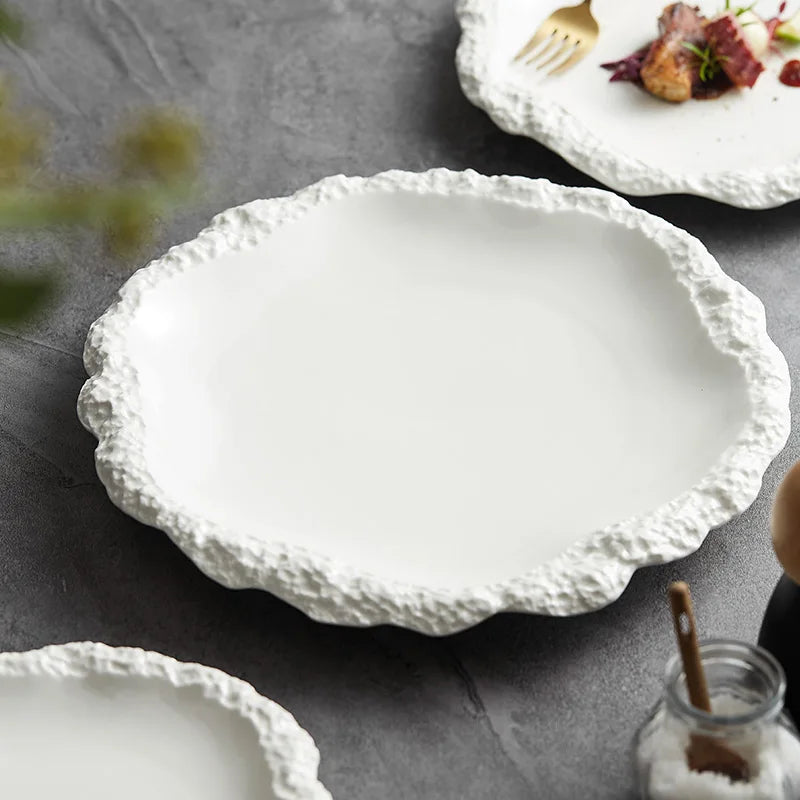 Keramisch Bord met Rotsstructuur Randafwerking - Voor Tafeldecoratie en Dagelijks Gebruik