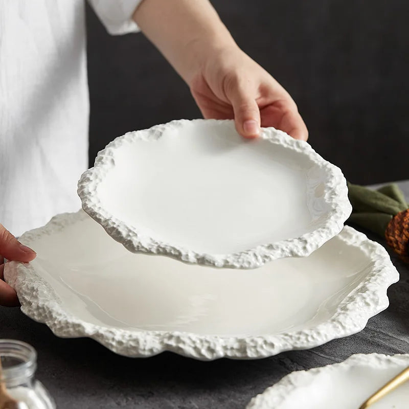 Keramisch Bord met Rotsstructuur Randafwerking - Voor Tafeldecoratie en Dagelijks Gebruik