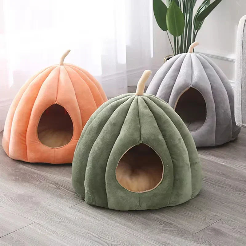 Gesloten Huisdierbed - Warm Pluche Design voor Katten en Kleine Honden