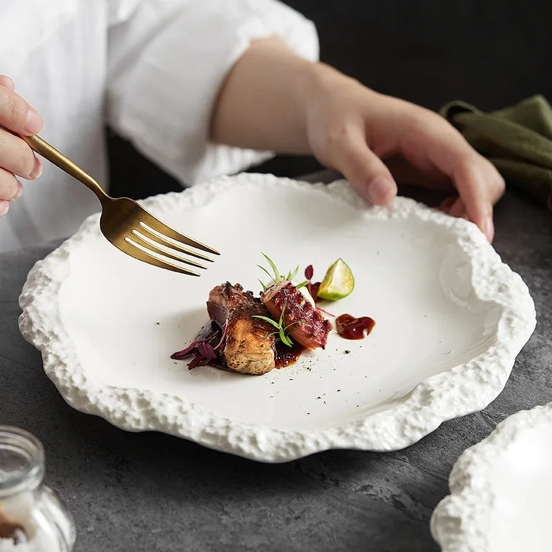 Keramisch Bord met Rotsstructuur Randafwerking - Voor Tafeldecoratie en Dagelijks Gebruik