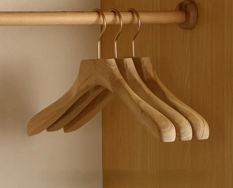 Kledinghangers Hout Breed Antislip Kamperhout Champagne Haak Pak Jas Kast