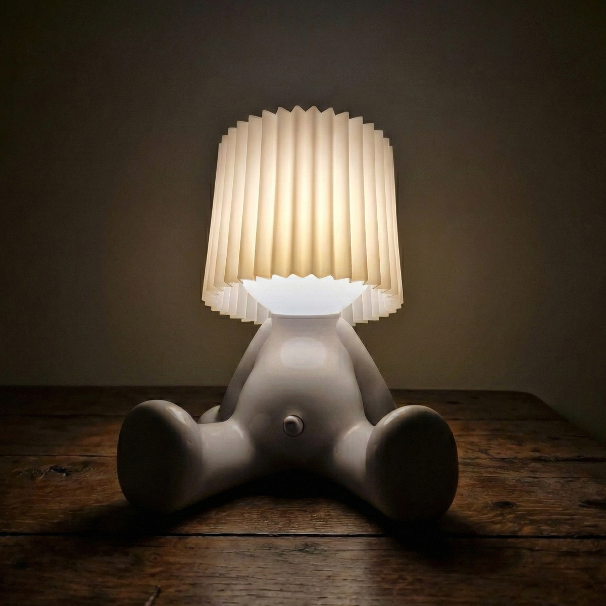 Zittende LED Tafellamp met Accu - Draadloos in 8 Kleuren