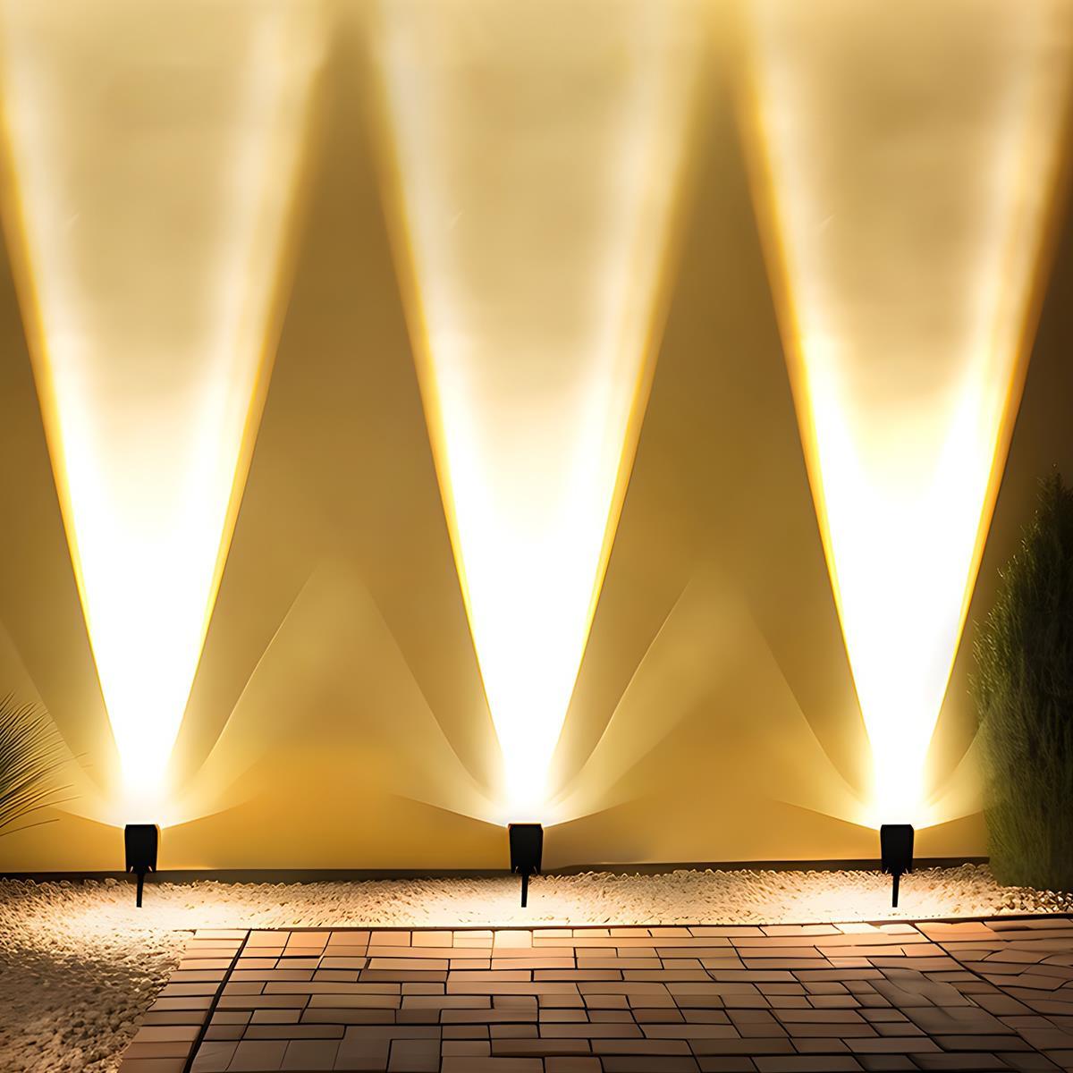 Solar Gevelspot LED Warmwit IP65 Verstelbare Zoomlens Draadloos voor Muur Oprit en Terras