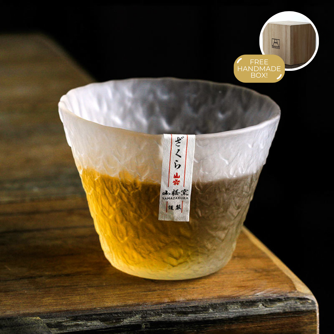 Handgemaakt Whiskyglas met Japans Sneeuwreliëf - Hittebestendig Glas 200ml - Inclusief Houten Bewaarbox - Tijdloze Drinkervaring