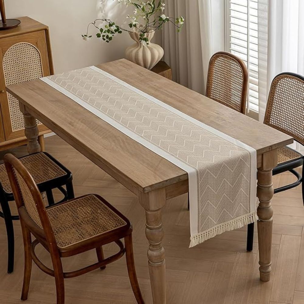 Luxe Geweven Tafelloper met Zigzagpatroon – Scandinavische Tafelloper voor Eettafel & Interieur