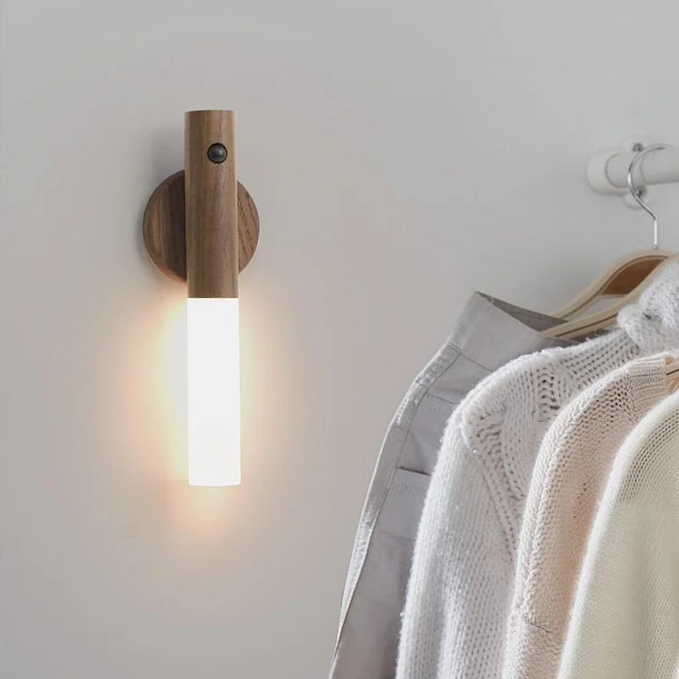 Houten Nachtlampje met Bewegingssensor - Oplaadbaar LED-Nachtlicht voor Slaapkamer, Gang & Toilet - Warmwit Licht Hout