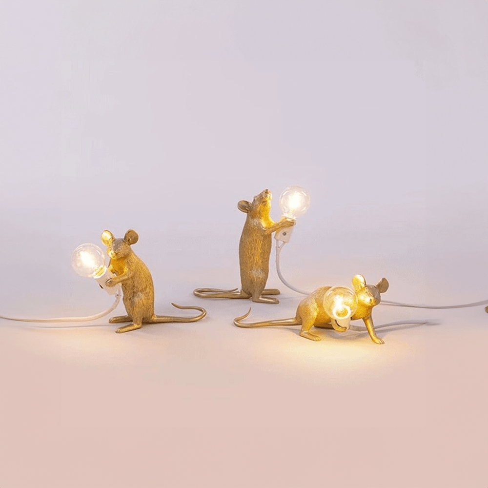 Design Muis Tafellamp | Decoratieve Tafellamp van Resin met Lichtbron – Goud of Wit