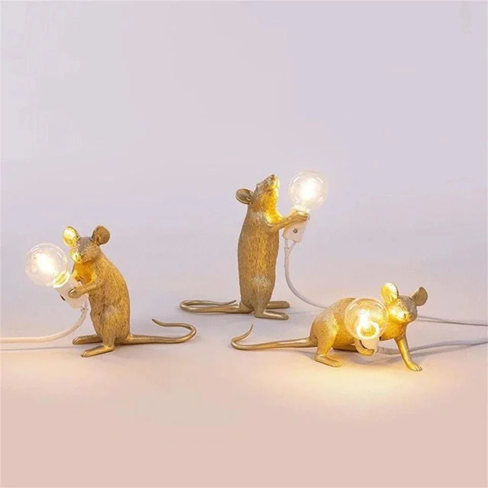 Design Muis Tafellamp | Decoratieve Tafellamp van Resin met Lichtbron – Goud of Wit