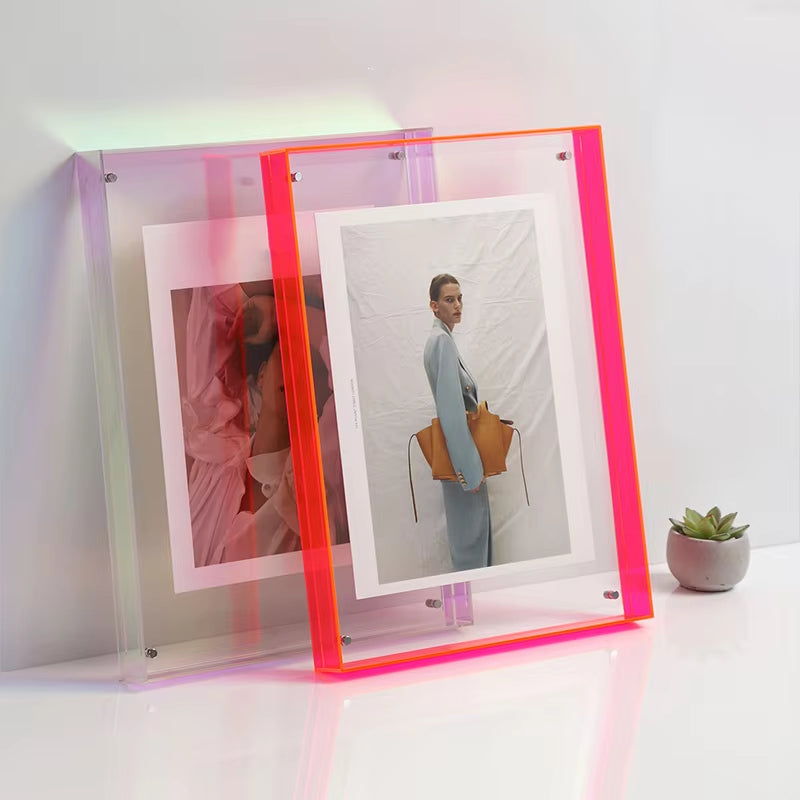 Acryl Fotolijst met Gekleurde Rand - Wand & Tafel - 10 Kleuren - 5 Maten