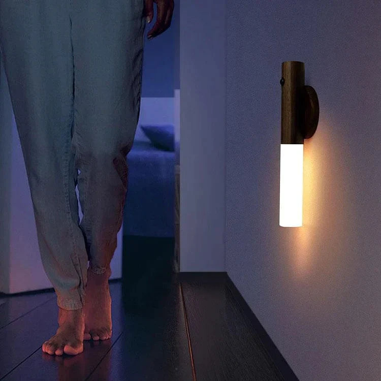 Houten Nachtlampje met Bewegingssensor - Oplaadbaar LED-Nachtlicht voor Slaapkamer, Gang & Toilet - Warmwit Licht Hout