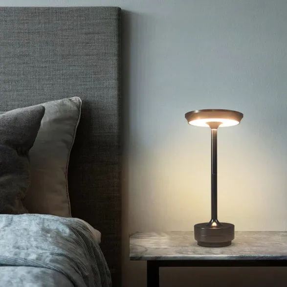 Dimbare Tafellamp Oplaadbaar Waterbestendig Metaal Touch Bediening Draadloos LED Sfeerverlichting Sfeerlamp