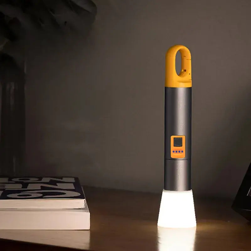Tactische Zaklamp met Verstelbare Focus en Meerdere Lichtmodi - Robuust en Duurzaam voor Outdoor & Noodsituaties