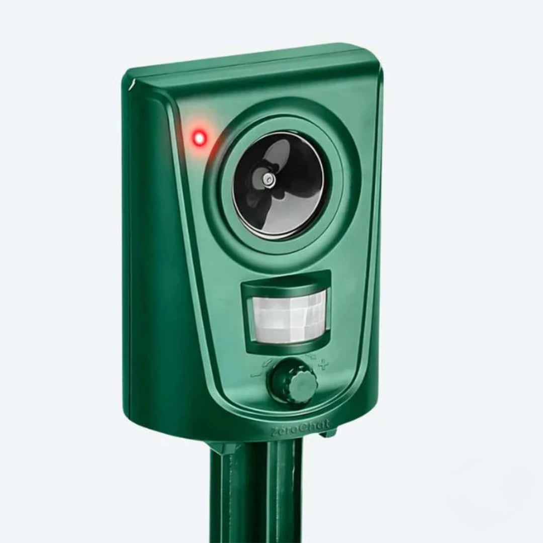 Ultrasone Kattenverdelger met PIR-Sensor en 110° Bereik - Waterbestendig voor Binnen en Buiten