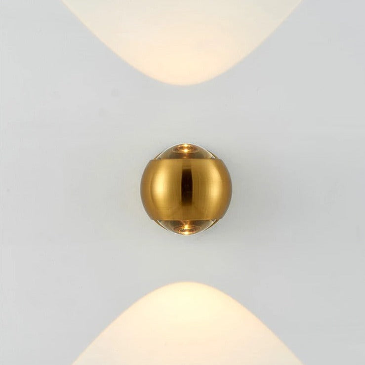 Moderne Wandlamp met LED Verlichting - Messing Afwerking voor Hal & Woonkamer