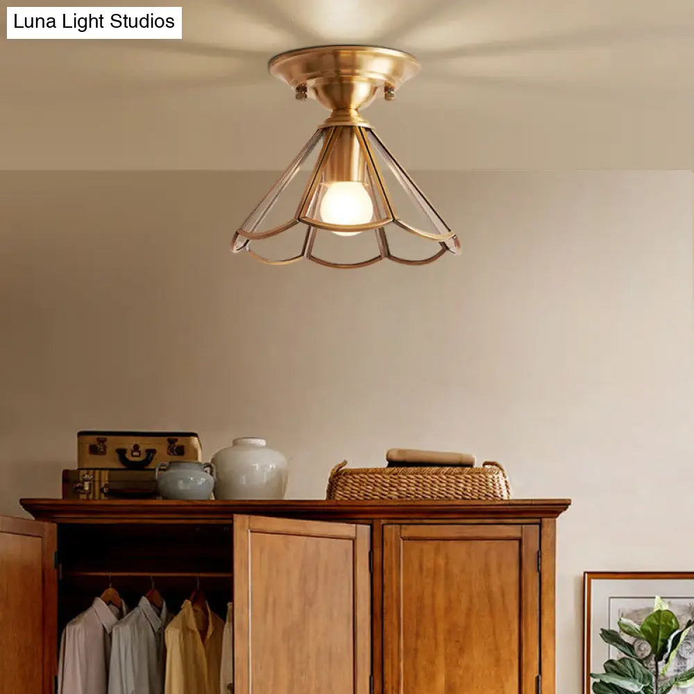 Minimalistisch Messing Plafondlamp met Geschulpte Metalen Kap - Compacte Halfsemi Plafondverlichting voor Hal en Slaapkamer
