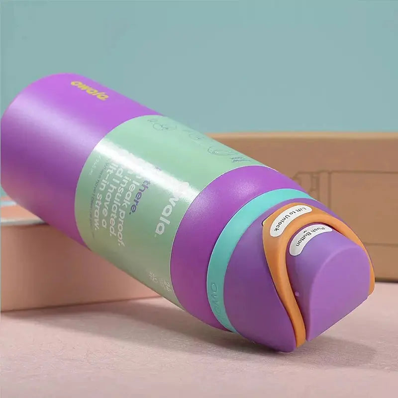 RVS Drinkfles 710ml met Geïntegreerd Rietje Handvat Dubbelwandige Isolatie 24u Koud BPA-Vrij Sport Reizen