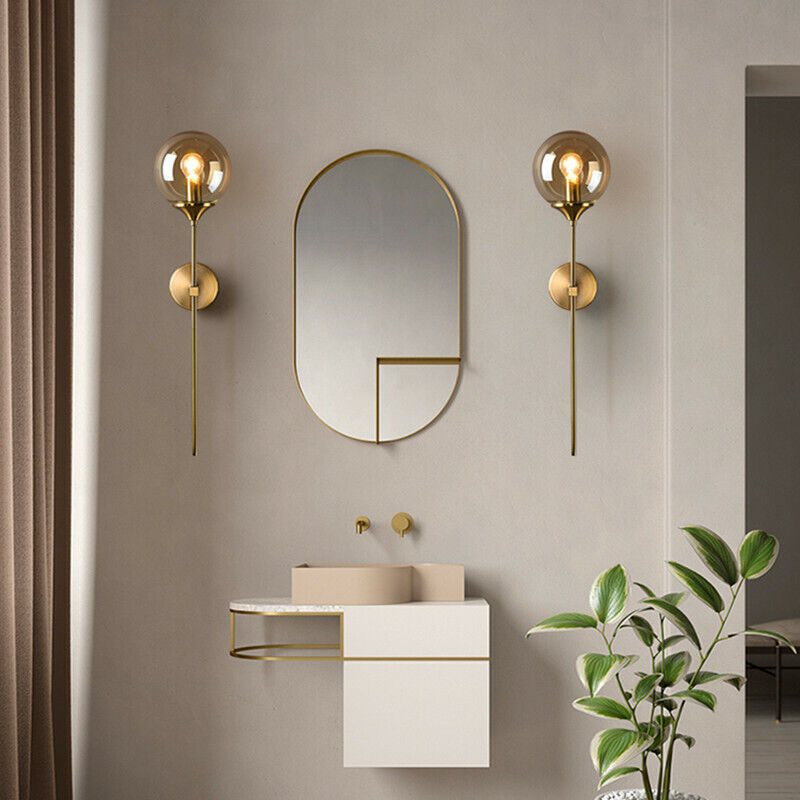 Moderne Wandlamp met Glazen Kap - Chroom of Gouden Afwerking - Scandinavische Stijl