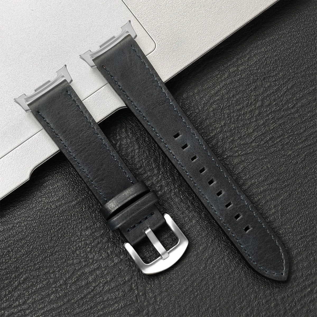 Leren Smartwatch Bandje Bruin met Metalen Gesp Verstelbaar Ademend Polsbandje voor Dagelijks Gebruik