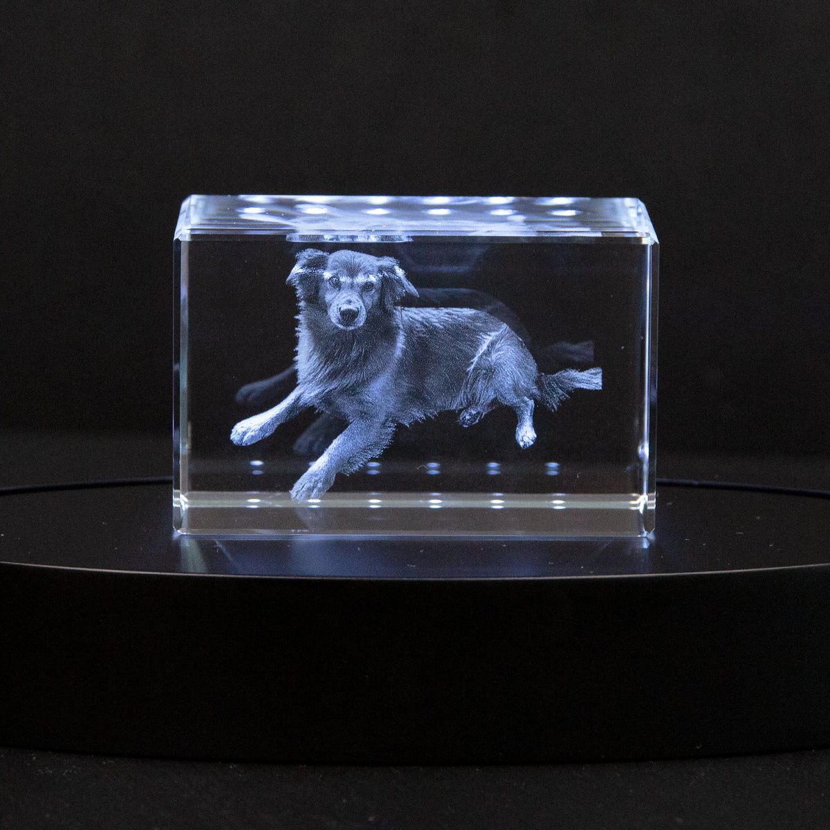 Gepersonaliseerd 2D/3D Kristal Gedenkkristal met Eigen Foto - Verlicht Herinneringsblok met Houten Voet